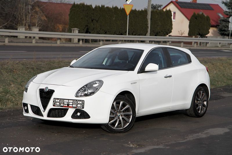 Alfa Romeo Giulietta 2.0 JTDM 16V - 1