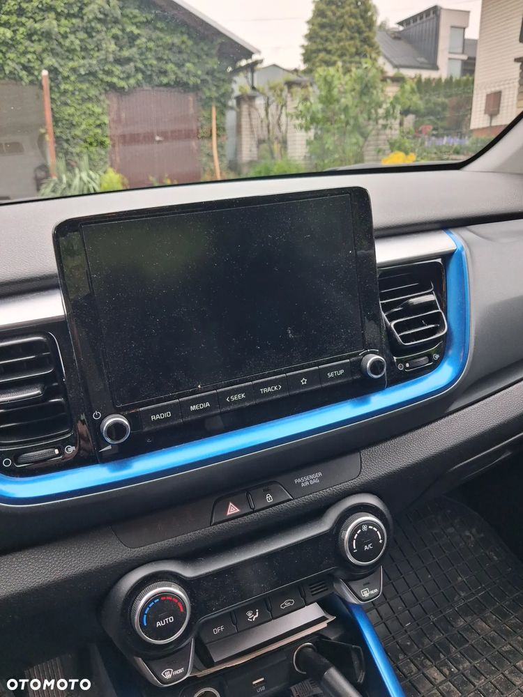 Kia Stonic 1.2 L - 5
