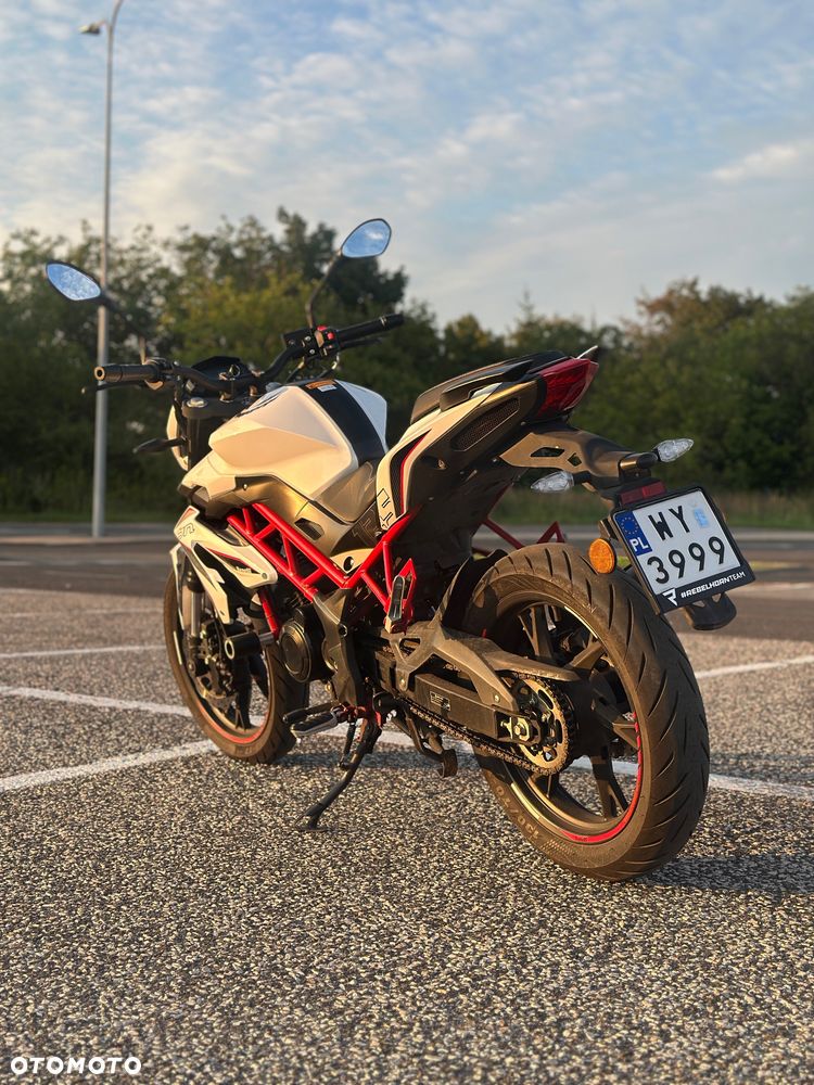 Benelli BN 125 - 2
