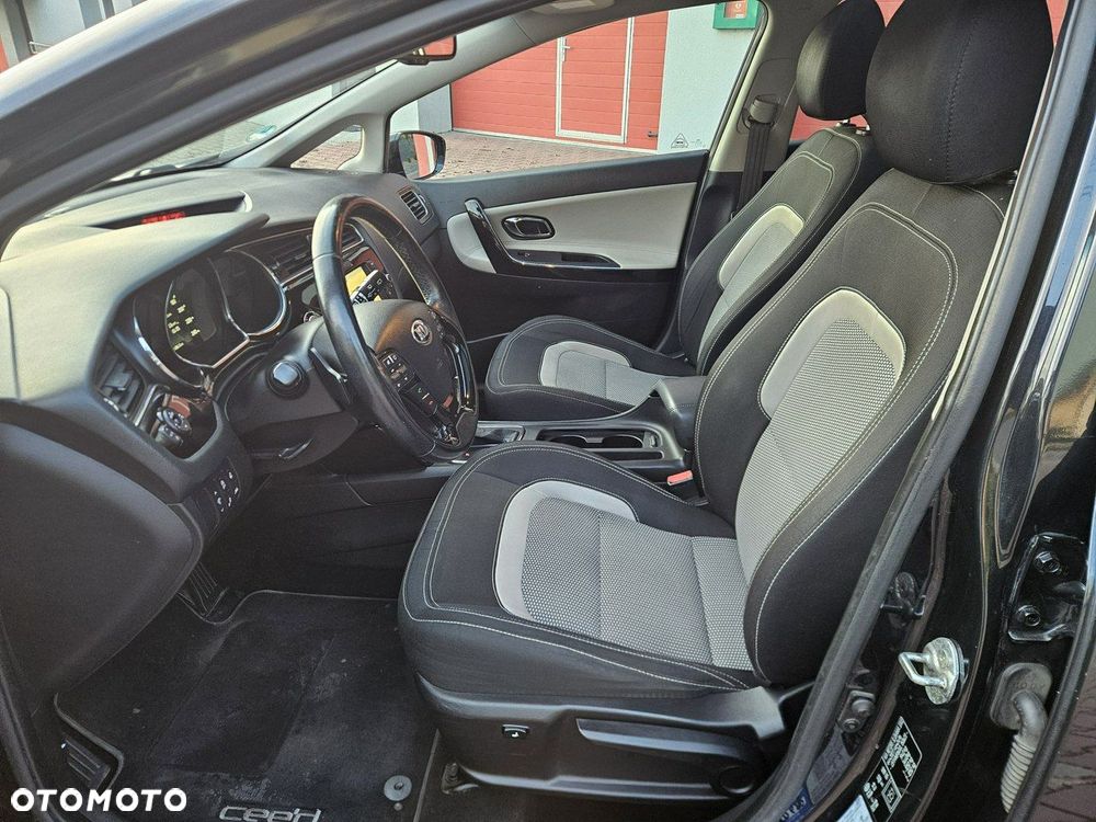 Kia Ceed 1.6 CRDi 136 DCT ISG GT Line - 23