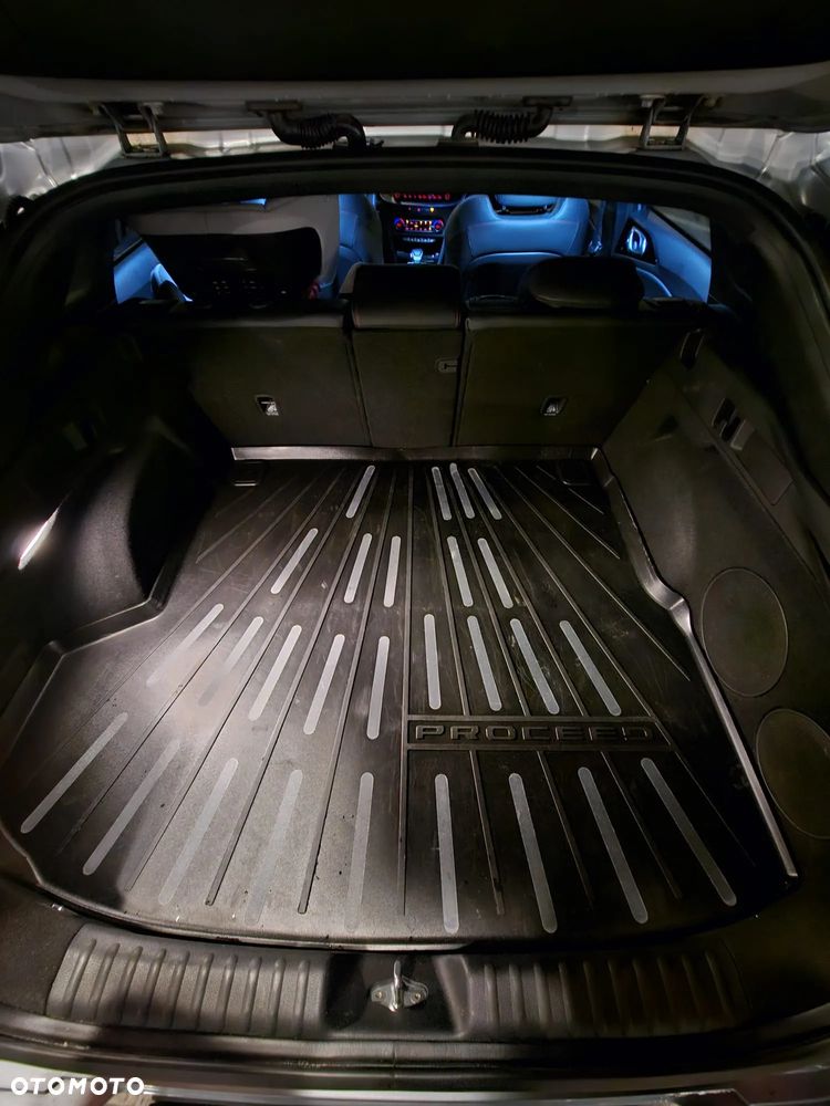 Kia ProCeed 1.6 T-GDI GT DCT - 25