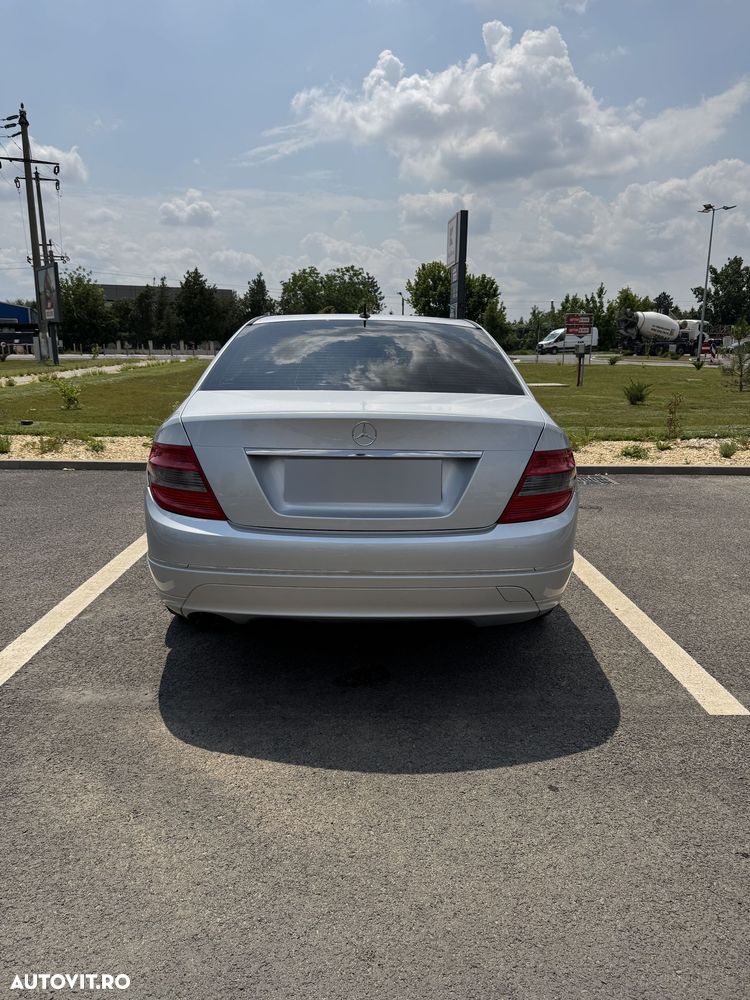 Mercedes-Benz C 200 CDI DPF (BlueEFFICIENCY) Avantgarde - 3