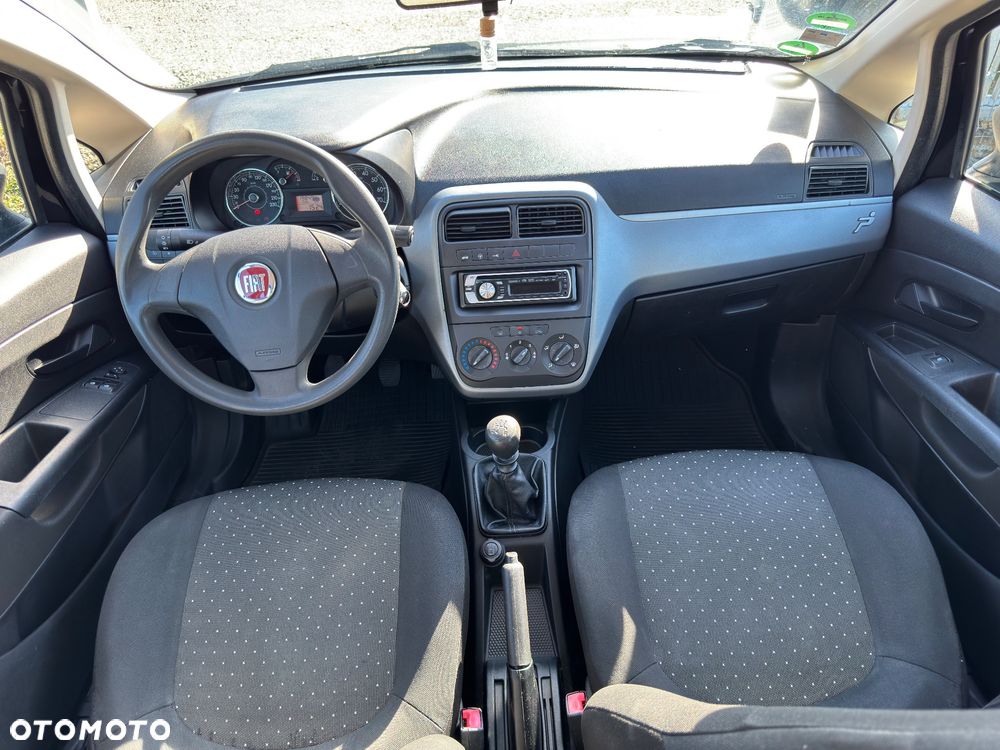 Fiat Grande Punto 1.4 8V - 21