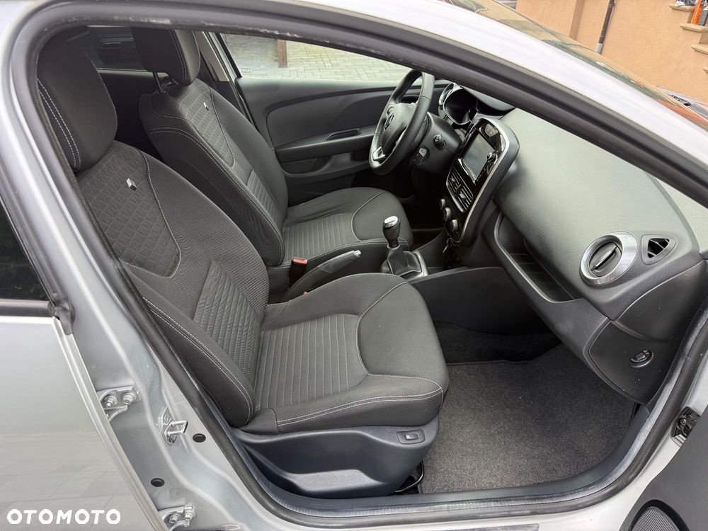 Renault Clio 0.9 Energy TCe Limited EU6 - 17