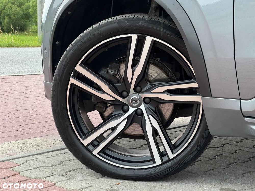 Volvo XC 90 D5 AWD R-Design 7os - 16