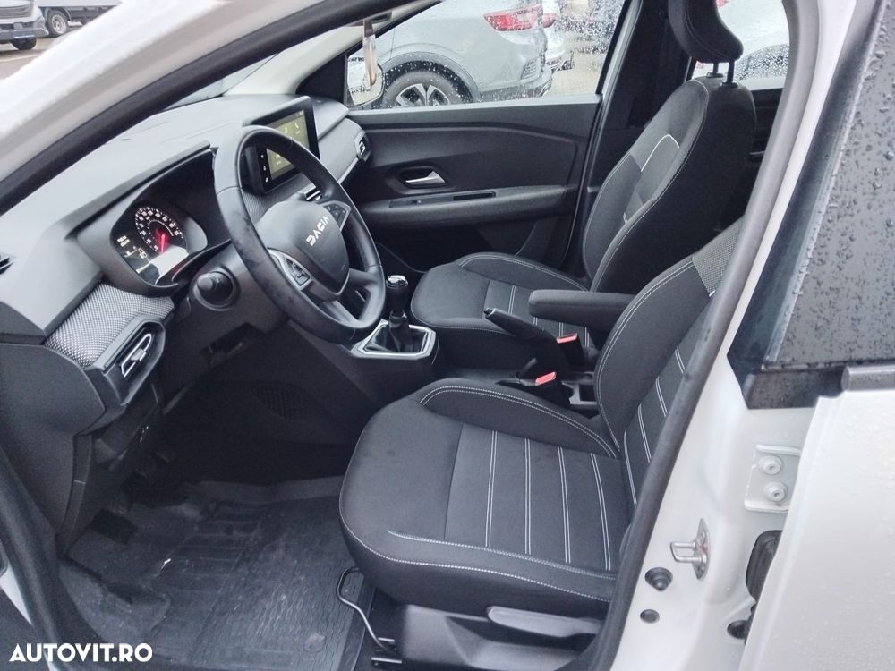 Dacia Logan TCe 90 MT6 Journey - 14