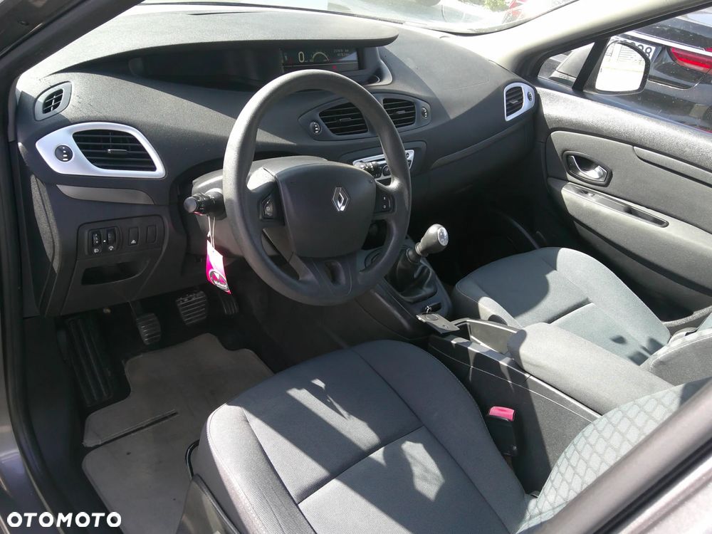 Renault Scenic 1.4 16V TCE Expression - 7