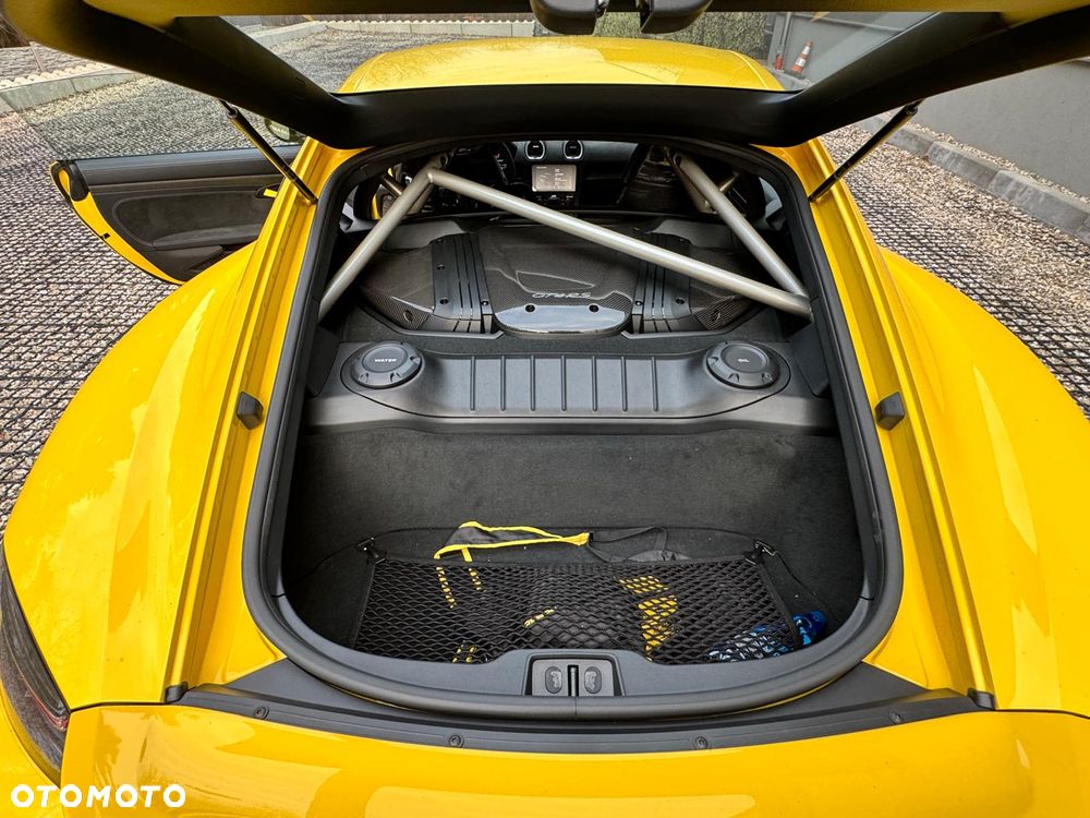 Porsche 718 Cayman - 23