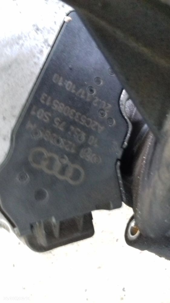 kolektor ssący lewy prawy 059129711CG 059129712BL A6 C6 2.7 TDI - 4