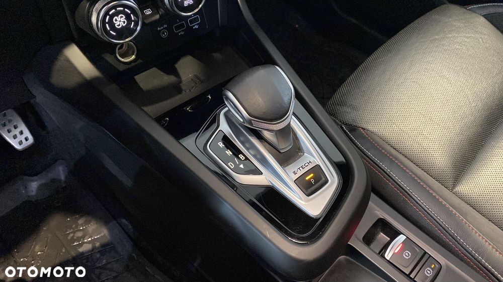 Renault Arkana 1.6 E-TECH R.S Line MMT - 19