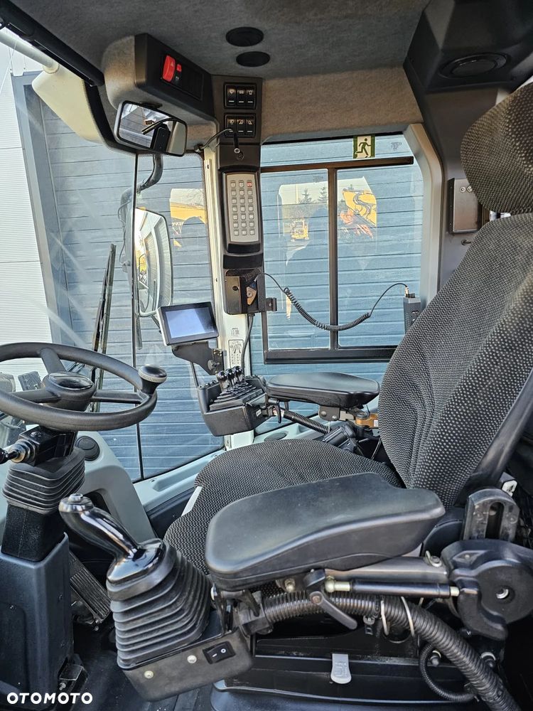 Liebherr L566 XPOWER - 7