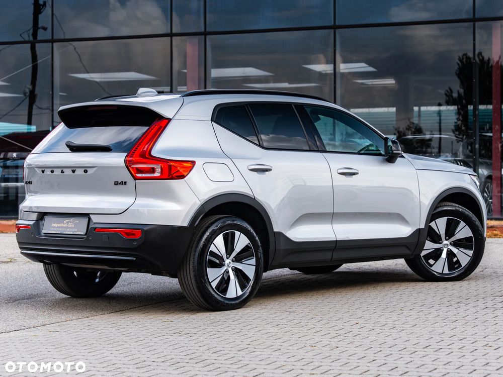 Volvo XC 40 B4 B AWD DKG Plus Dark - 13