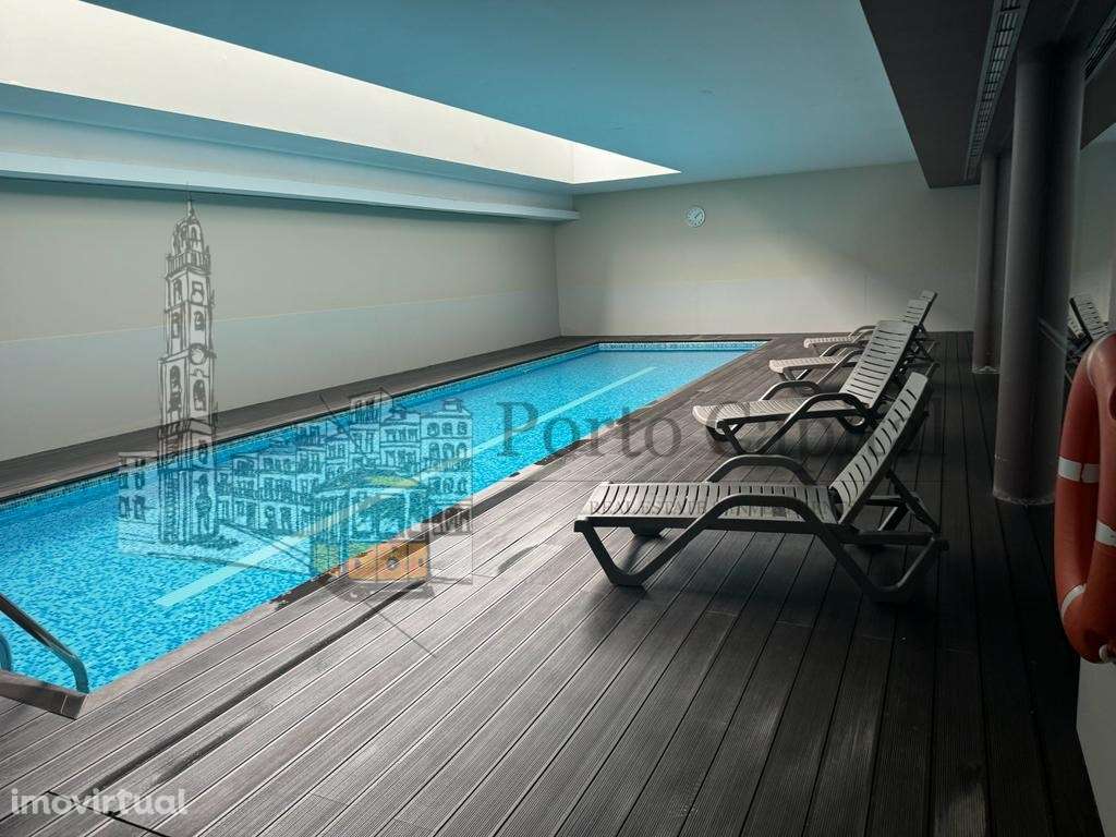EXCELENTE APARTAMENTO T3 (CONDOMINIO FECHADO COM PISCINA E GINASIO)... - Grande imagem: 2/26