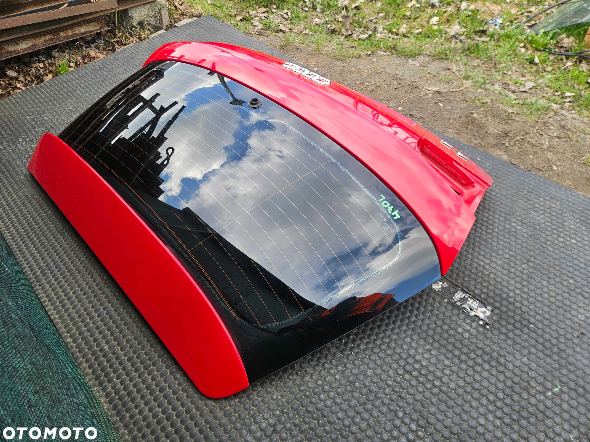 Klapa Pokrywa Bagażnika Lotka S-Line Szyba Przyciemniona Czerwona Audi A4 B7 Kombi Avant - 13