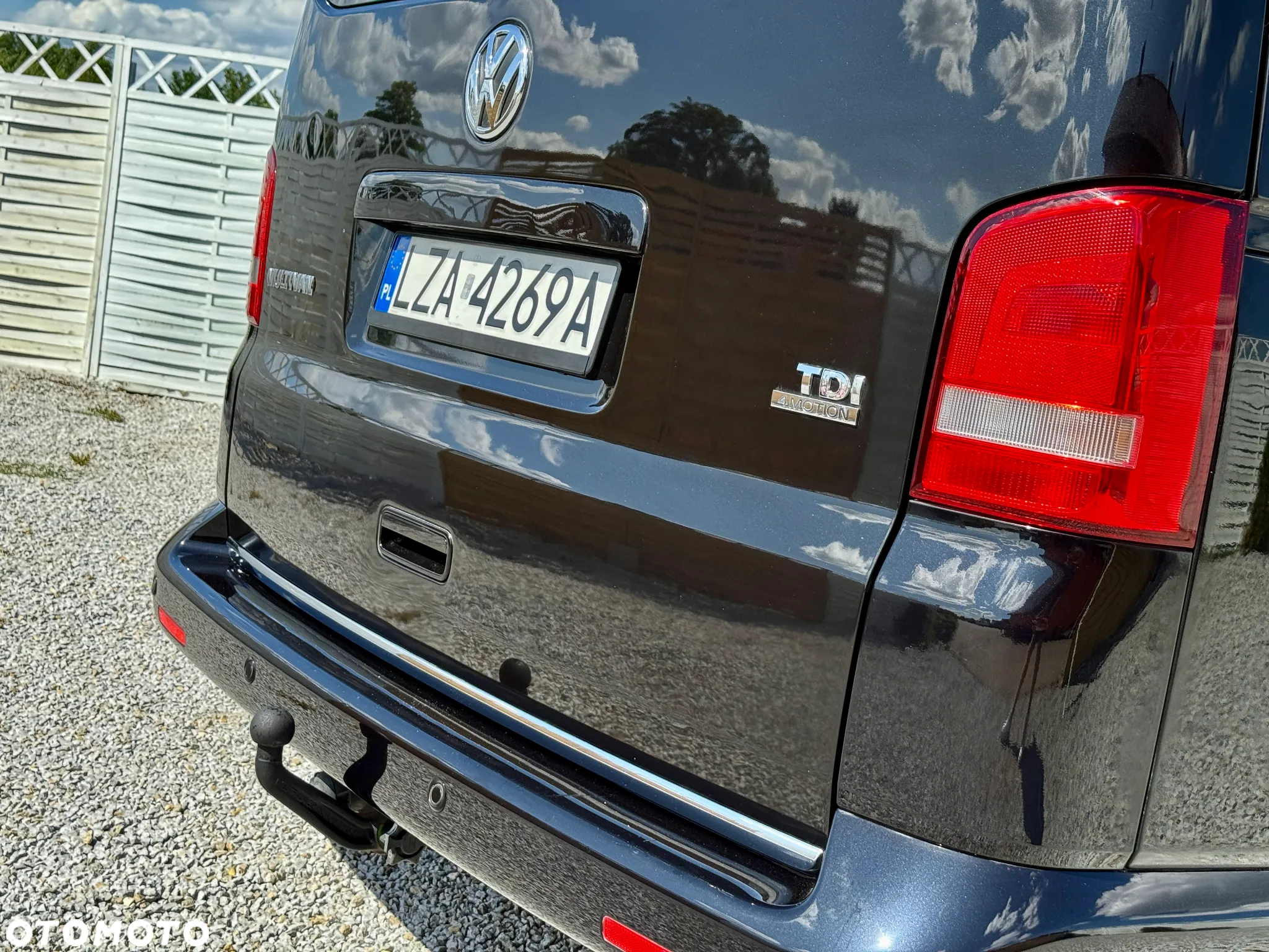 Volkswagen Multivan - 26