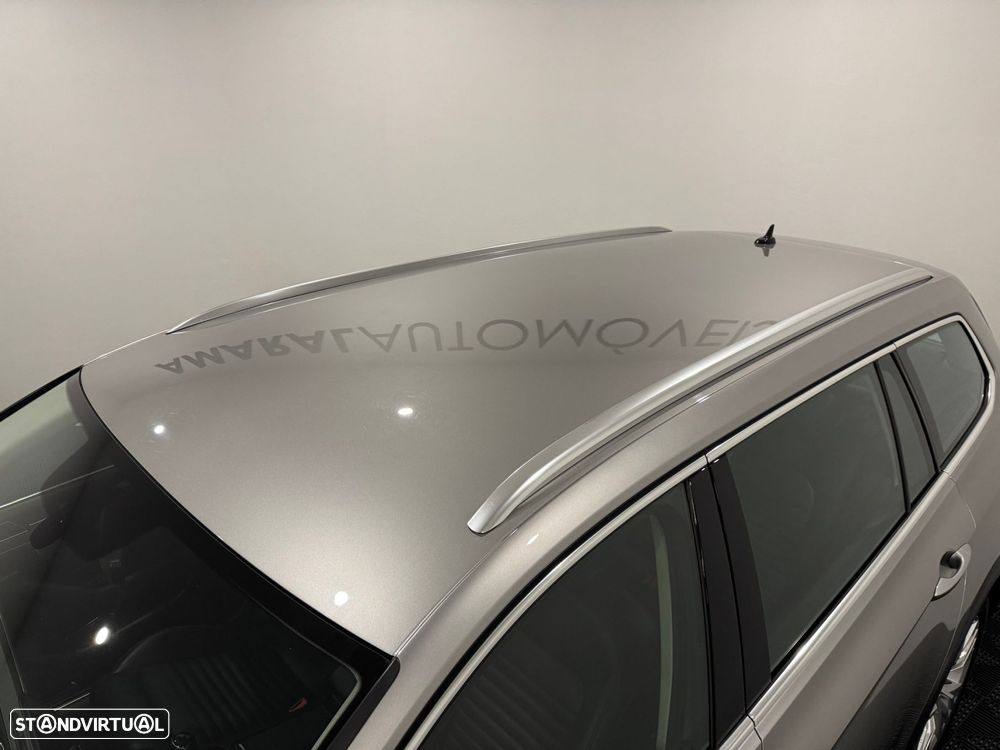 VW Passat Alltrack 2.0 TDi 4Motion - 16