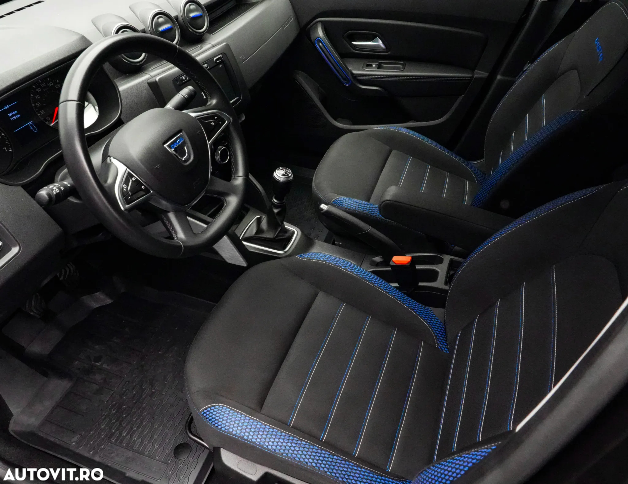 Dacia Duster ECO-G 100 Prestige Plus - 11