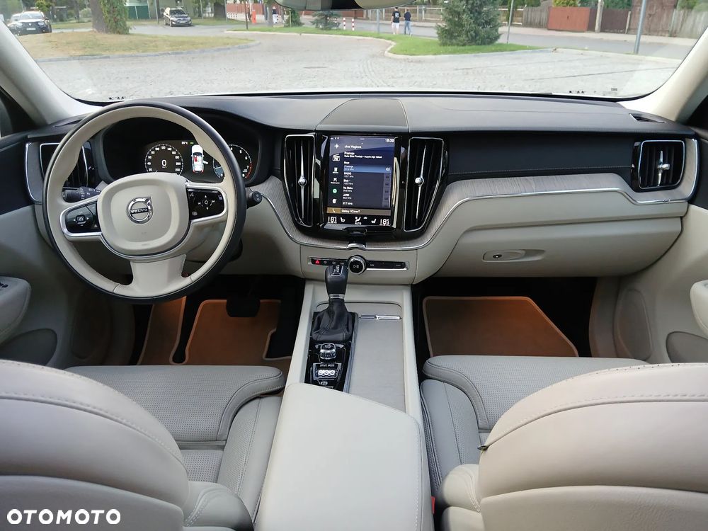 Volvo XC 60 T6 GPF AWD Inscription - 18