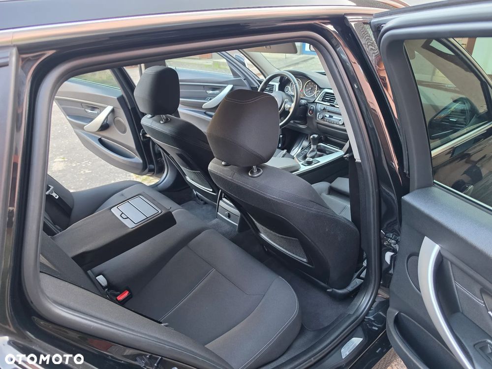 BMW Seria 3 - 12