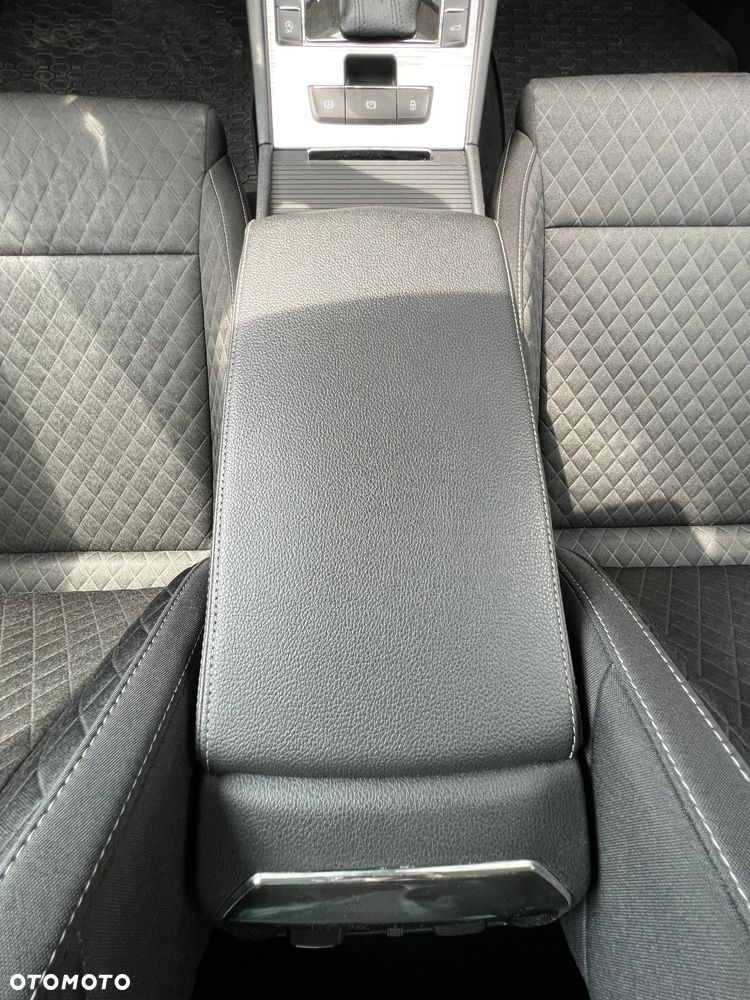 Skoda Superb 1.5 TSI Style DSG - 18