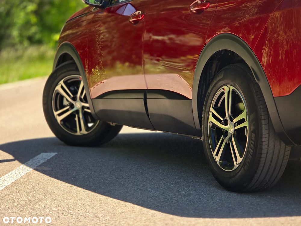 Peugeot 3008 PureTech 130 Stop & Start GPF Allure - 36
