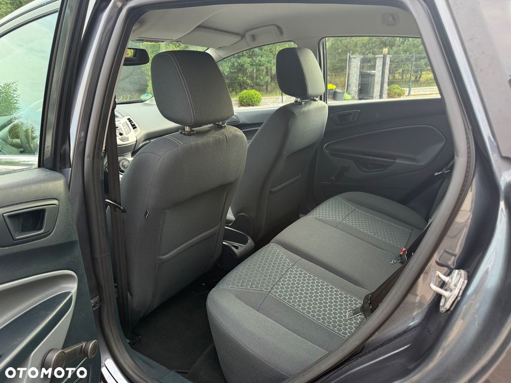 Ford Fiesta 1.4 Titanium - 16