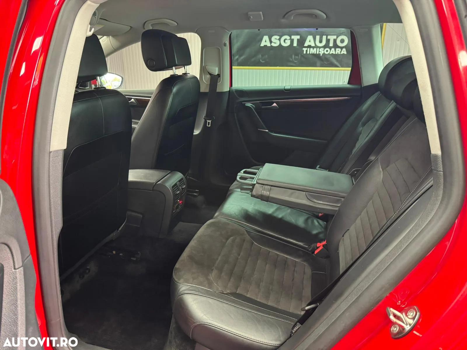 Volkswagen Passat - 14