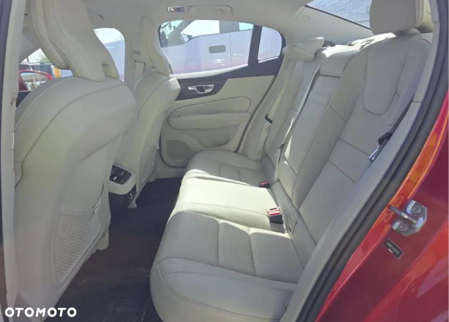 Volvo S60 T5 AWD Inscription - 11
