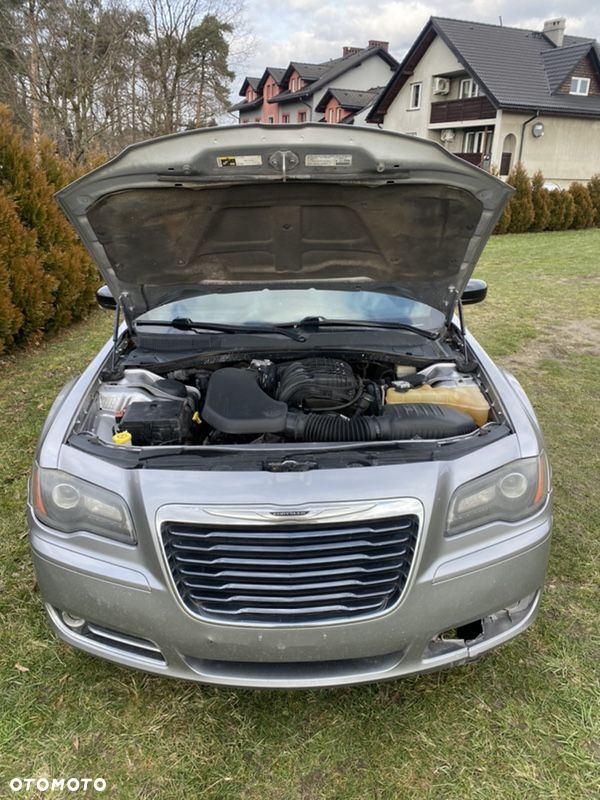 Chrysler 300s - 24