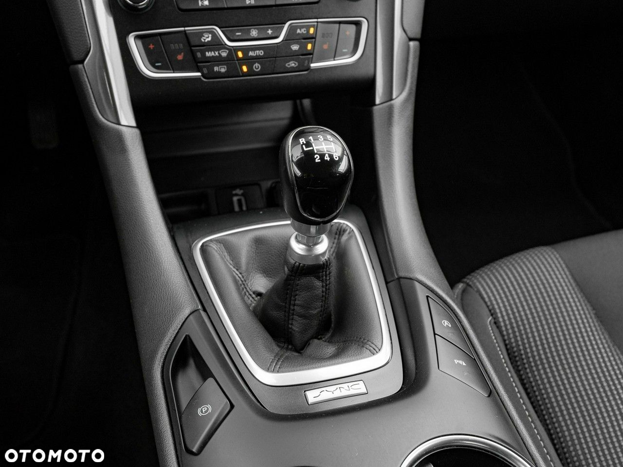 Ford Mondeo 2.0 EcoBlue Trend - 19