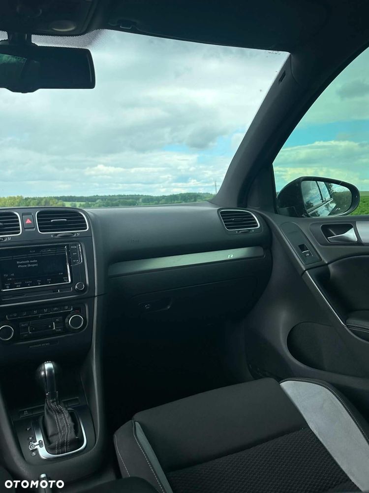 Volkswagen Golf - 11