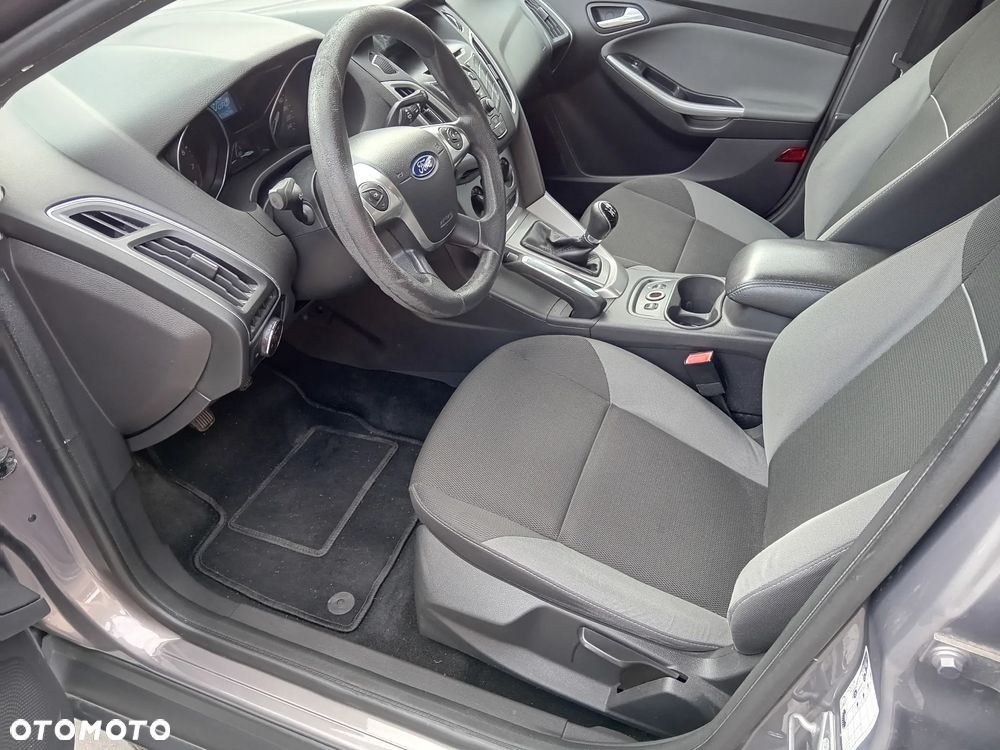 Ford Focus - 6