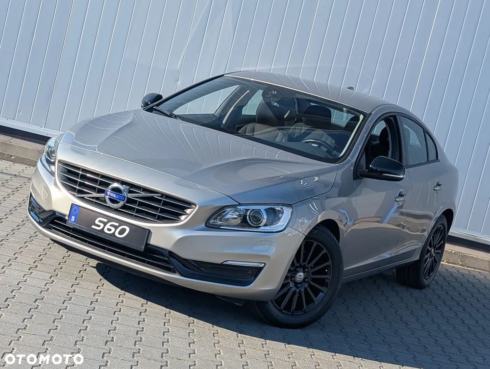 Volvo S60 T4 Momentum - 6