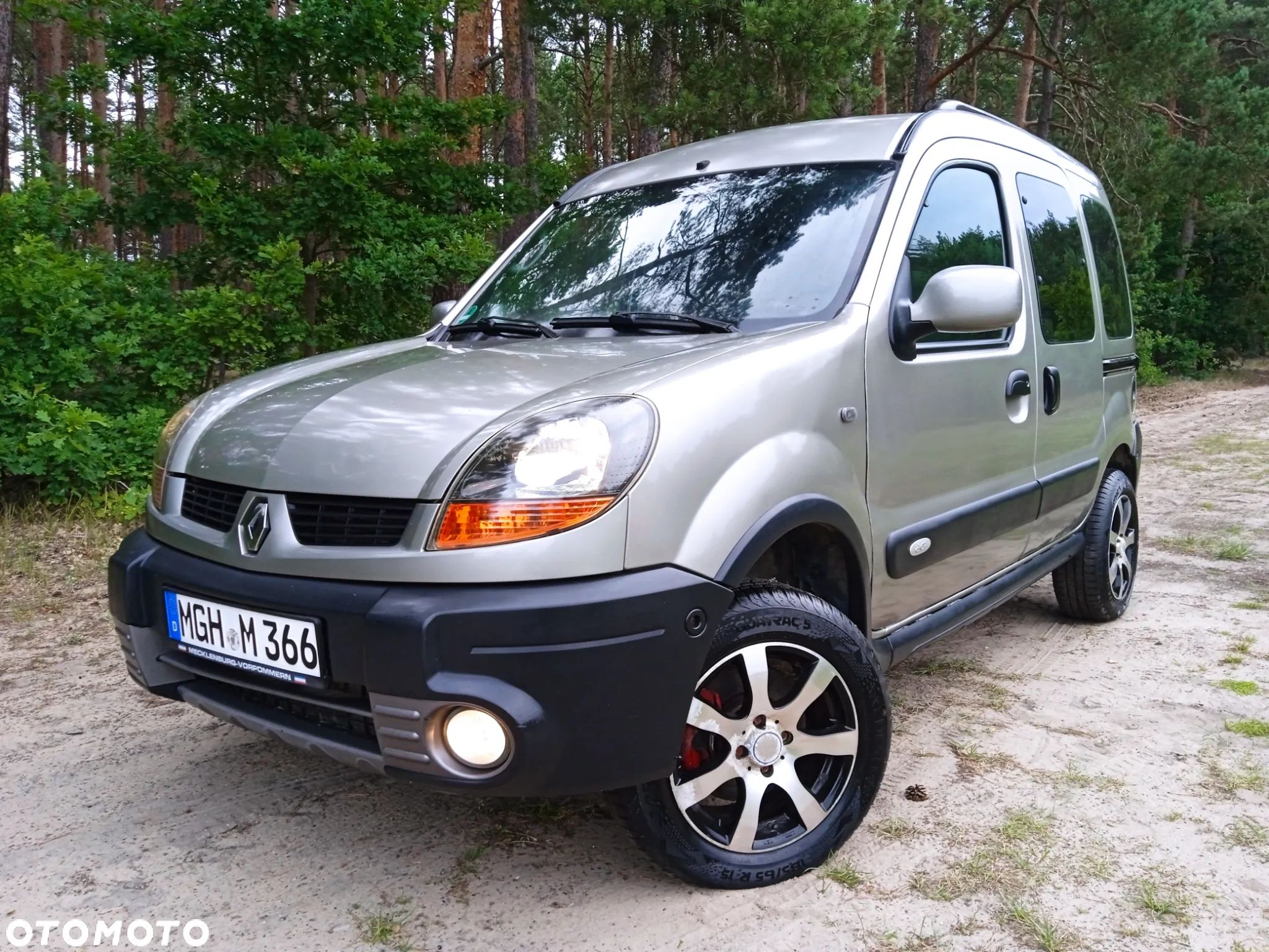 Renault Kangoo 1.9 DCi Authentique 4x4 - 1