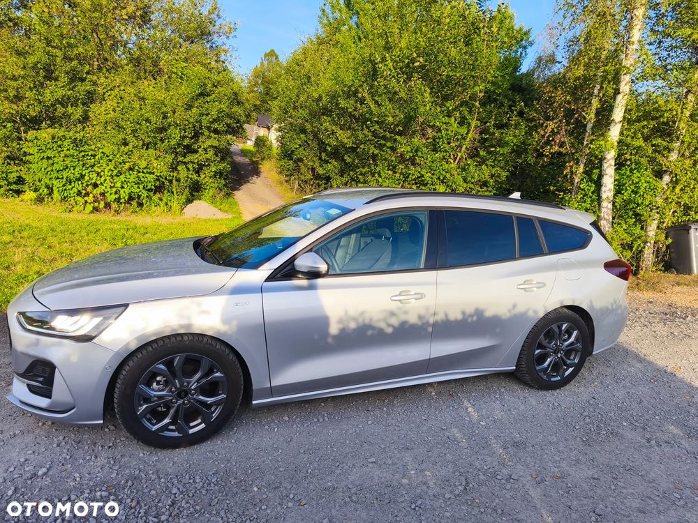 Ford Focus 1.0 EcoBoost Hybrid ST-LINE - 8