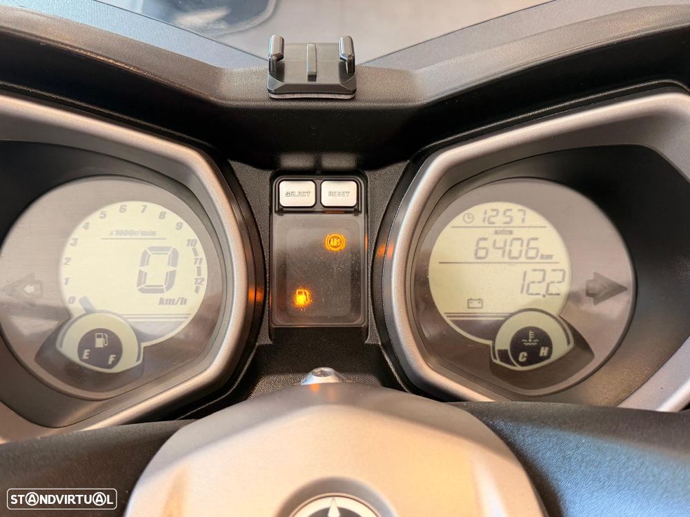 Yamaha X-Max 125 - 3