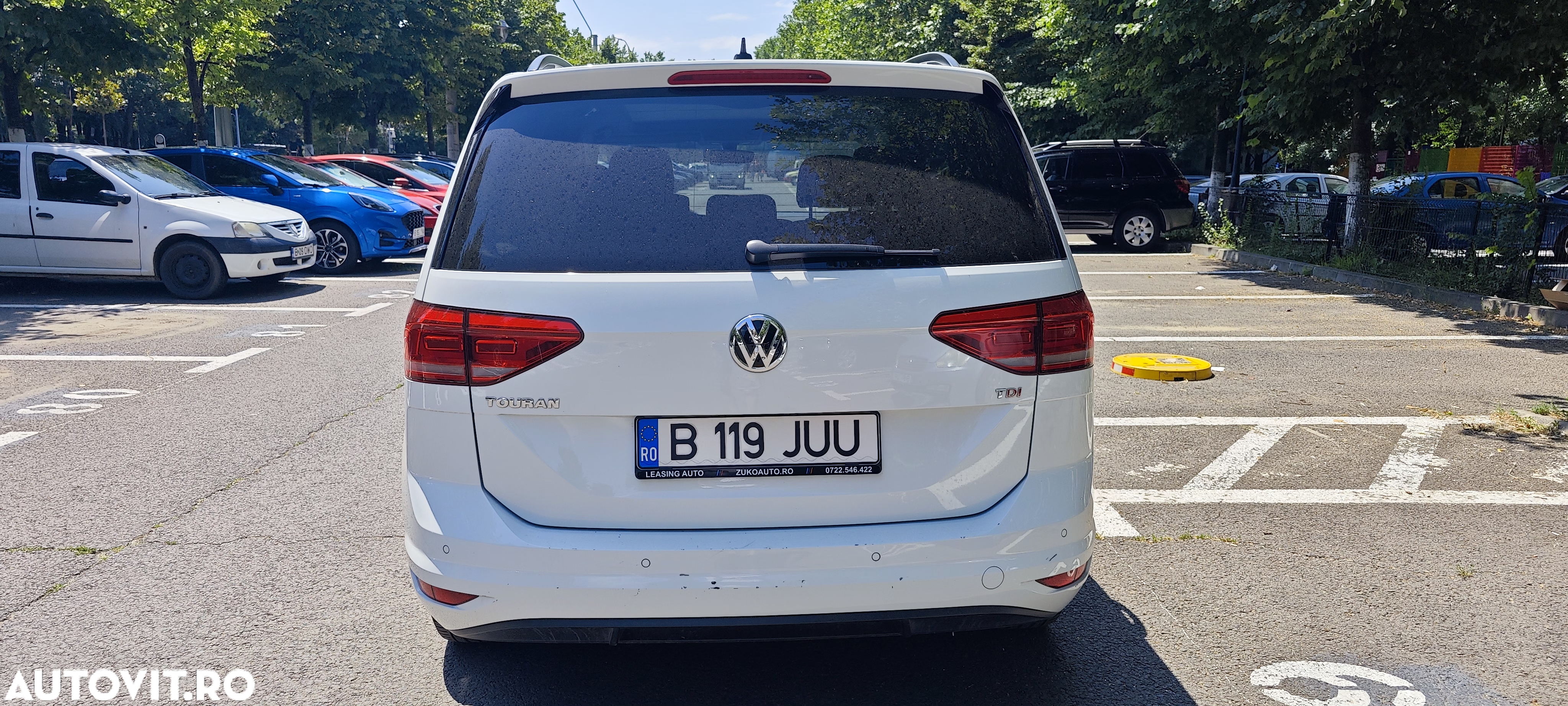 Volkswagen Touran 1.6 TDI SCR (BlueMotion Technology) Comfortline - 4