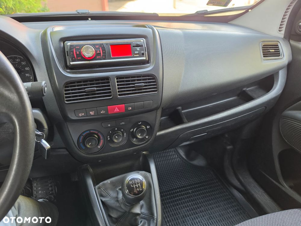 Fiat Doblo - 10