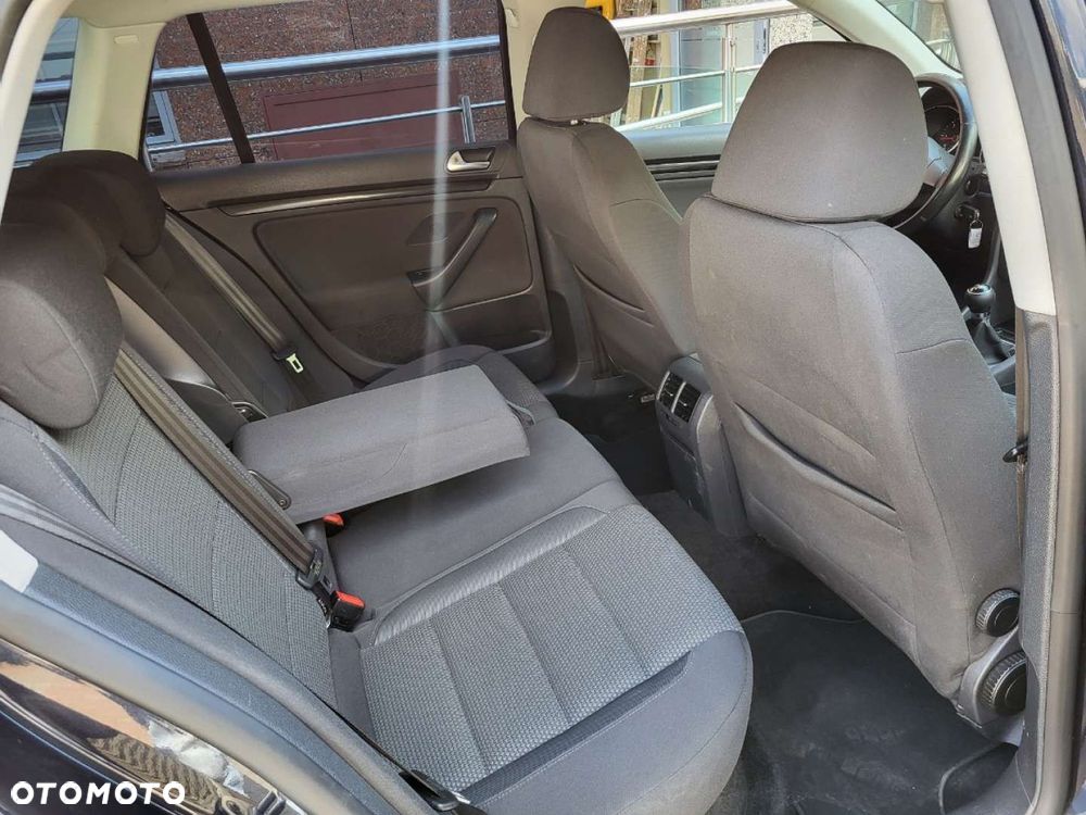 Volkswagen Golf - 17