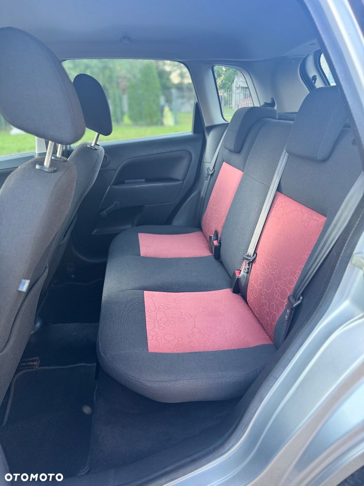Ford Fiesta 1.3 - 8