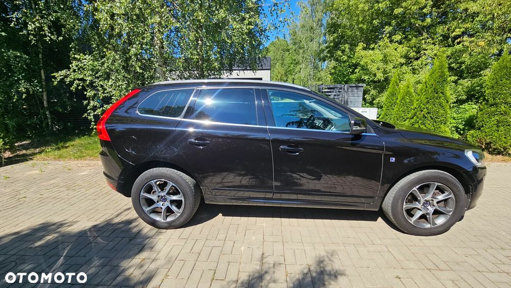 Volvo XC 60 D3 Drive-E Ocean Race - 5