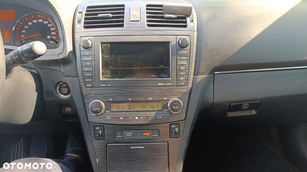Toyota Avensis 2.2 D-4D Edition - 7
