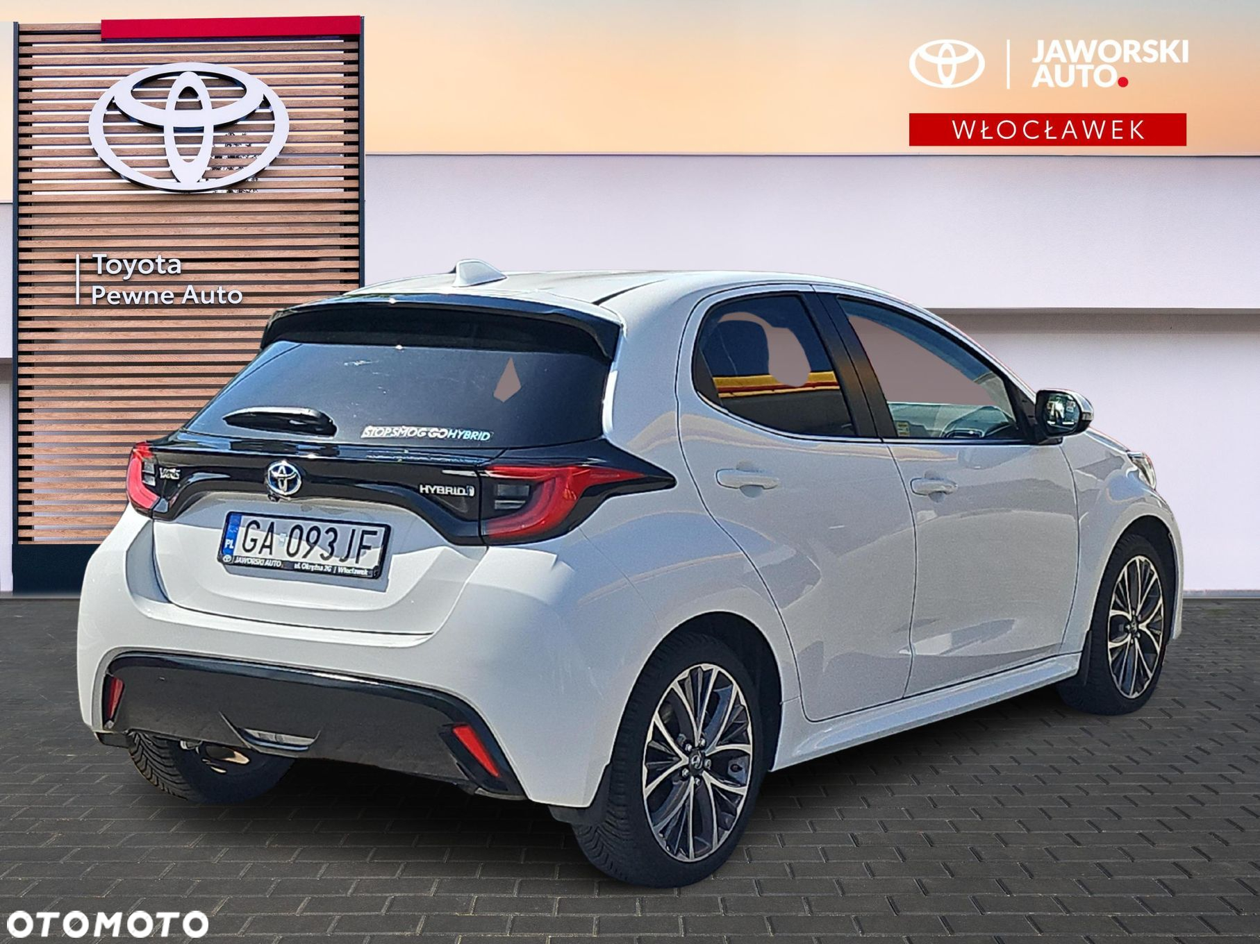 Toyota Yaris Hybrid 1.5 Executive - 5