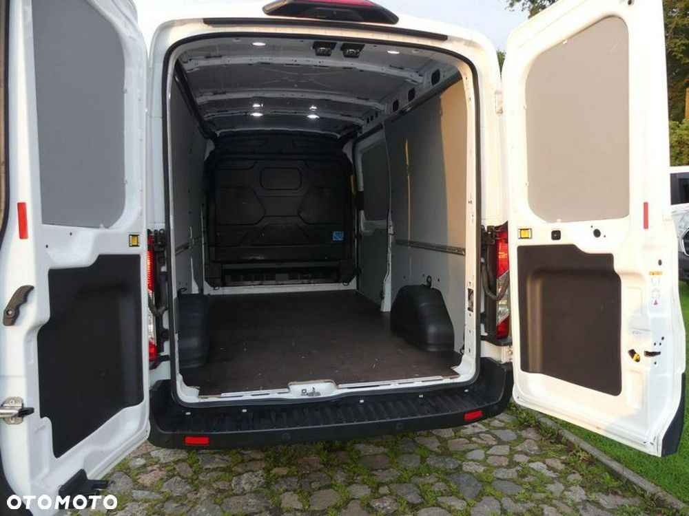 Ford Transit - 8