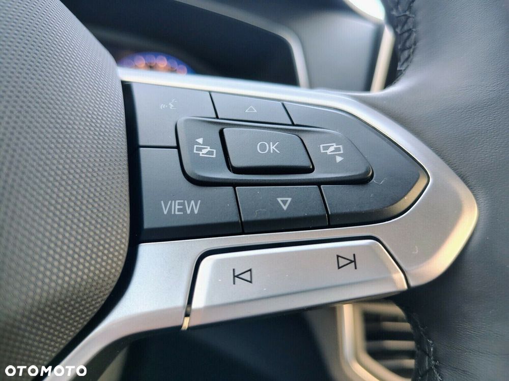 Volkswagen T-Cross - 13