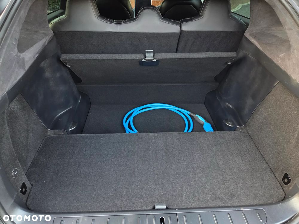 Tesla Model X Maximale Reichweite - 37
