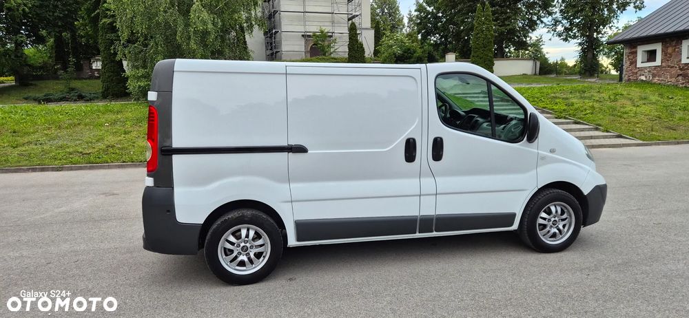 Renault Trafic - 9
