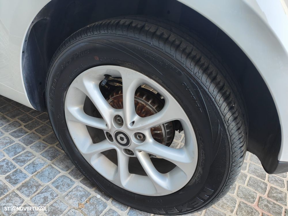Smart ForTwo Coupé EQ passion - 16