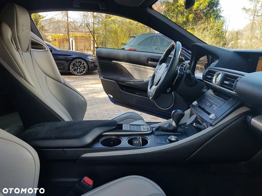 Lexus RC F Prestige - 22