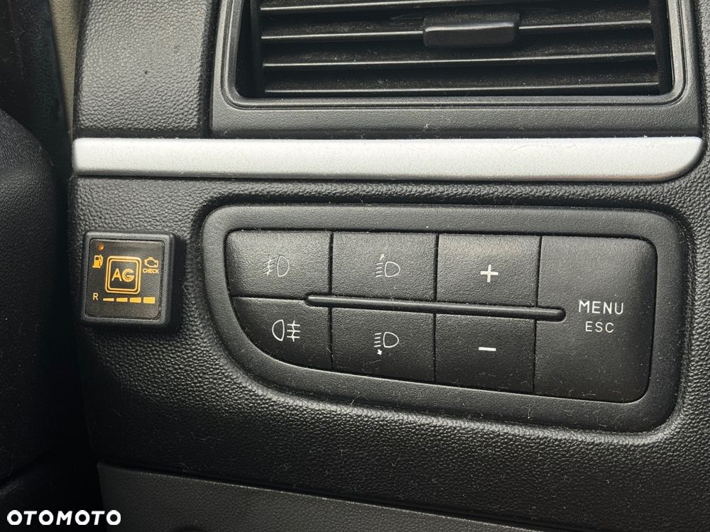 Fiat Linea 1.4 8V Active - 7